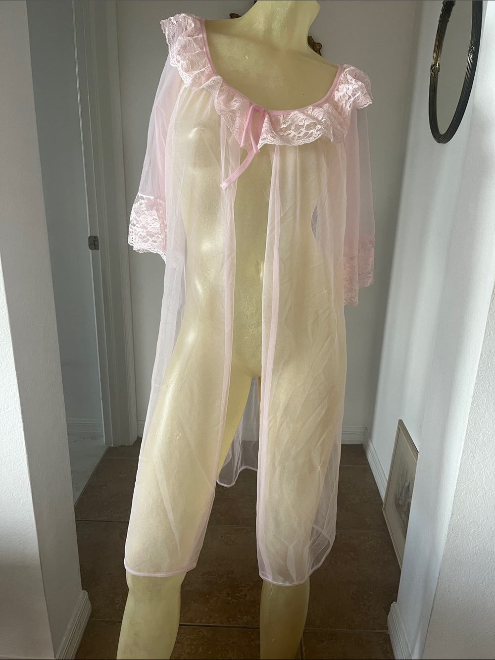 Dreamy Vintage 60s Elsie of Miami Peignor